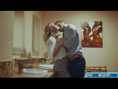 ❤️ Quando uma loira peituda o seduz em um banheiro público ❤️❌ Porno vídeo em pt-br.super-vip.top ﹏